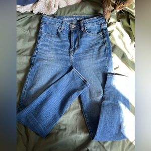 Blue American eagle skinny jeans